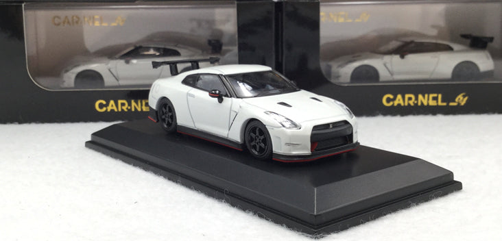 Nissan GT-R R35 CAR-NEL – Escala 1:64